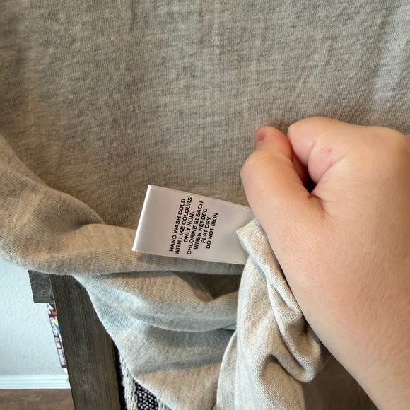 Essentials Fear of God logo tee size XXS - Picture 7 of 8